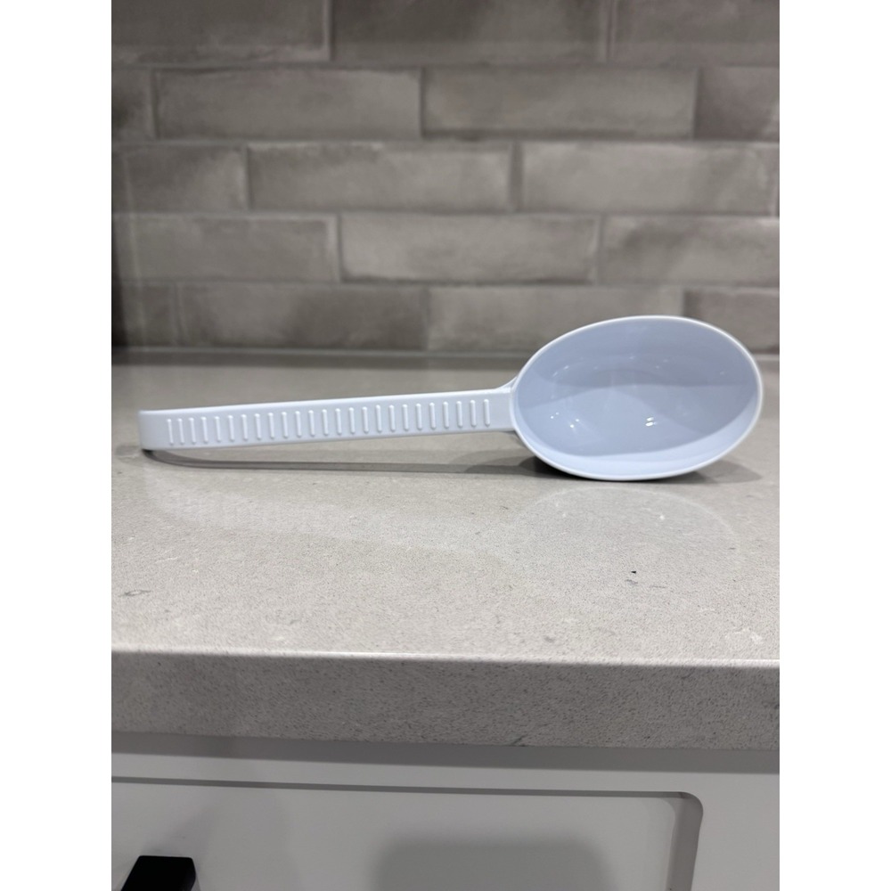 Weight Watchers 1 Cup White Plastic Measuring Scoop Oval Solid Single Item